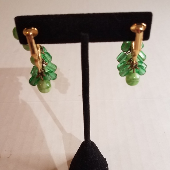 Clip on earring  j285 - Picture 3 of 5